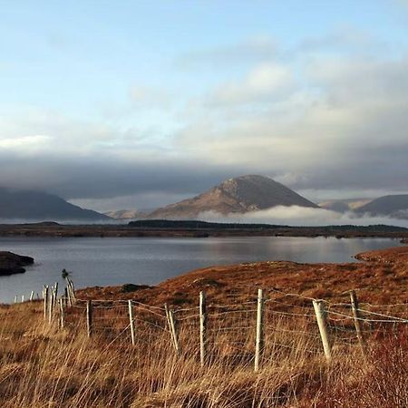 The Western Way Oughterard Exterior photo